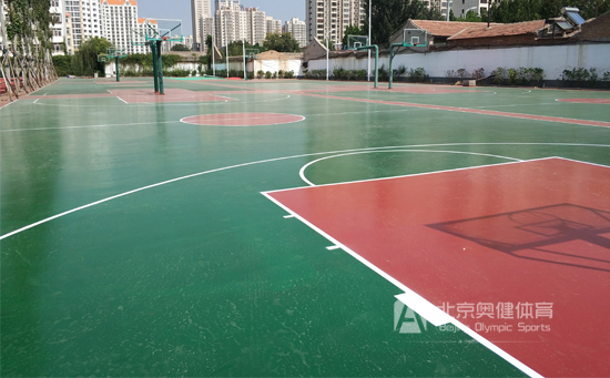 塑膠球場(chǎng)用什么材料好