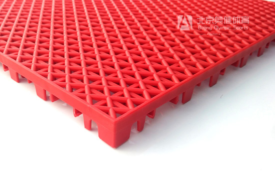 懸浮式拼裝地板