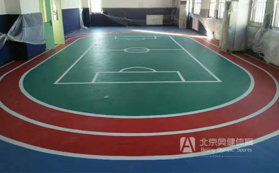 pvc塑膠運(yùn)動地板的優(yōu)點(diǎn)