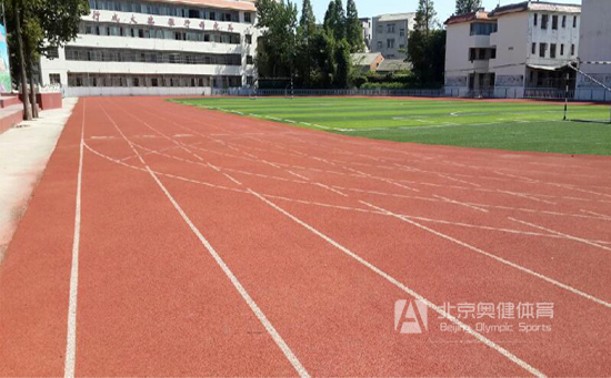 經(jīng)過學(xué)校塑膠跑道一般多少米介紹，對學(xué)校塑膠跑道有進一步了解