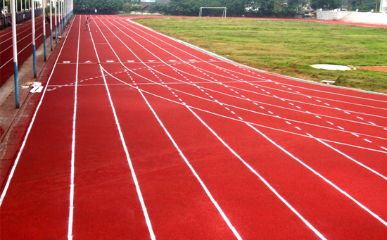塑膠跑道是用什么材料做的介紹，對(duì)塑膠跑道專業(yè)知識(shí)有進(jìn)一步了解