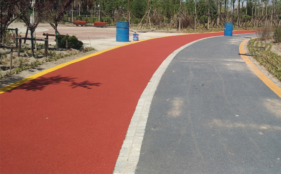 經(jīng)過(guò)小區(qū)塑膠跑道多少錢一平方的詳細(xì)介紹