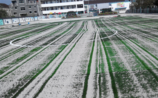 足球場石英砂圖片