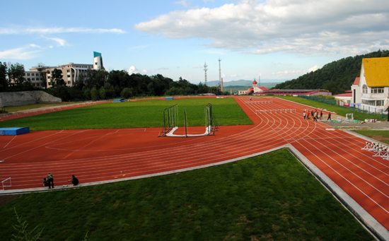 校園操場背景圖片