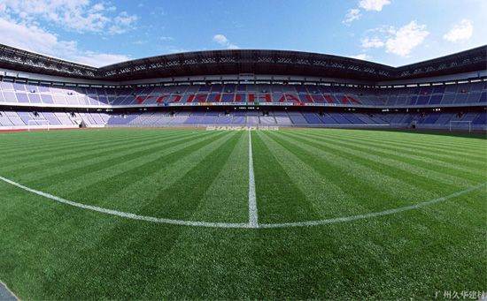 標準足球場人工草坪厚度規(guī)格是多少