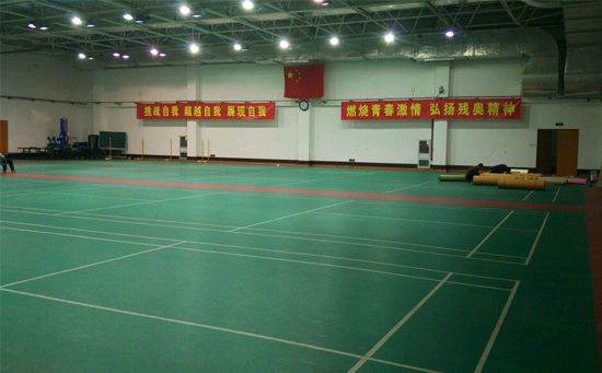 羽毛球場(chǎng)地地膠尺寸規(guī)格